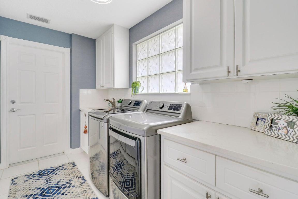 5021 Magnolia Bay Circle