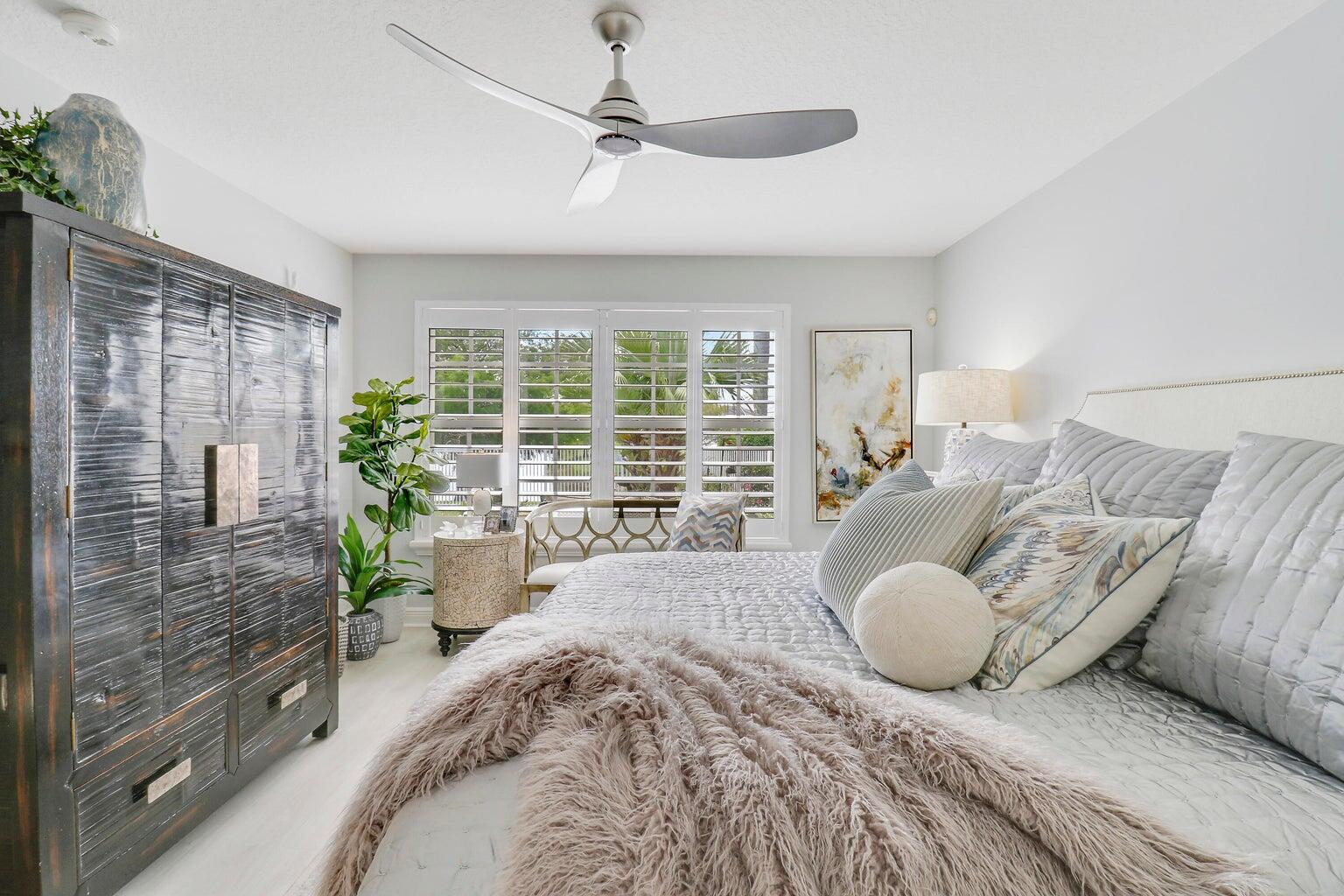 5021 Magnolia Bay Circle