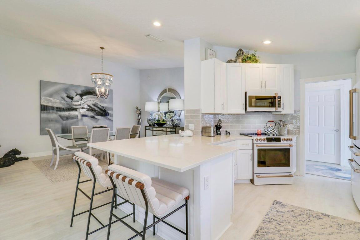 5021 Magnolia Bay Circle