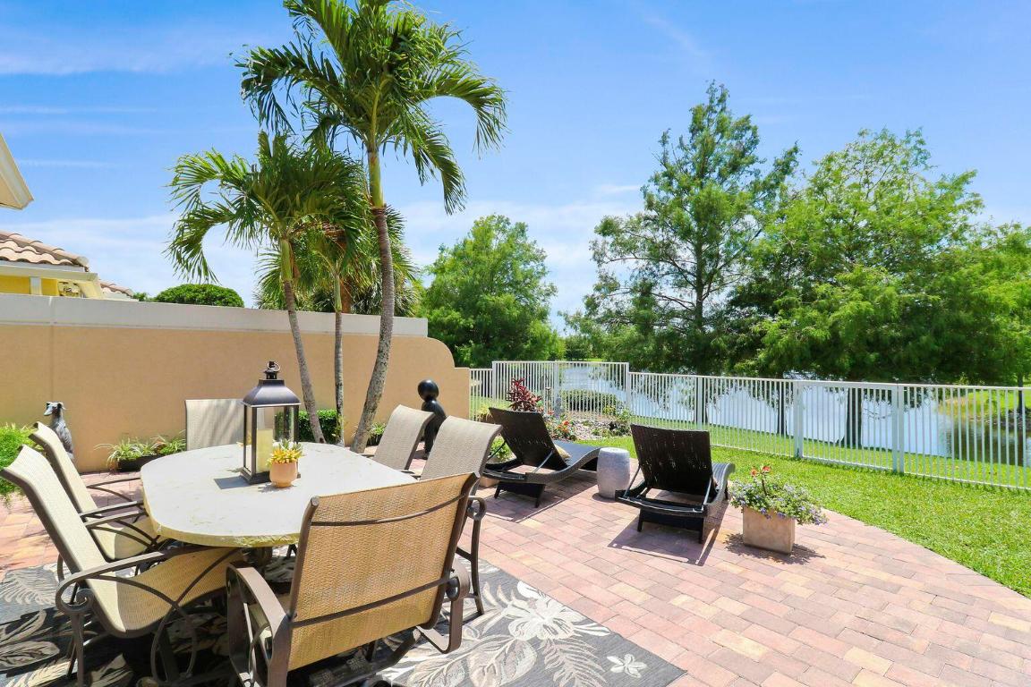 5021 Magnolia Bay Circle