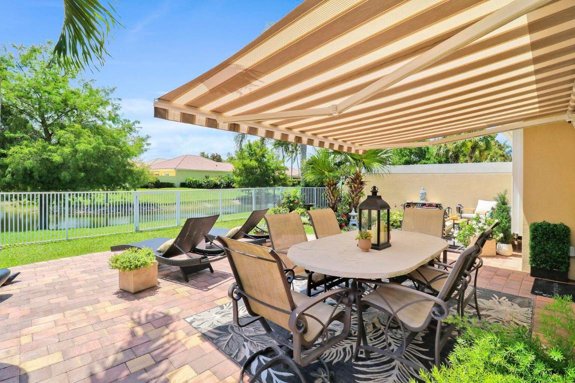 5021 Magnolia Bay Circle