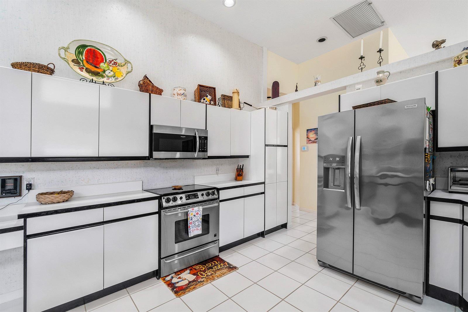 9043 Cypress Hollow Drive