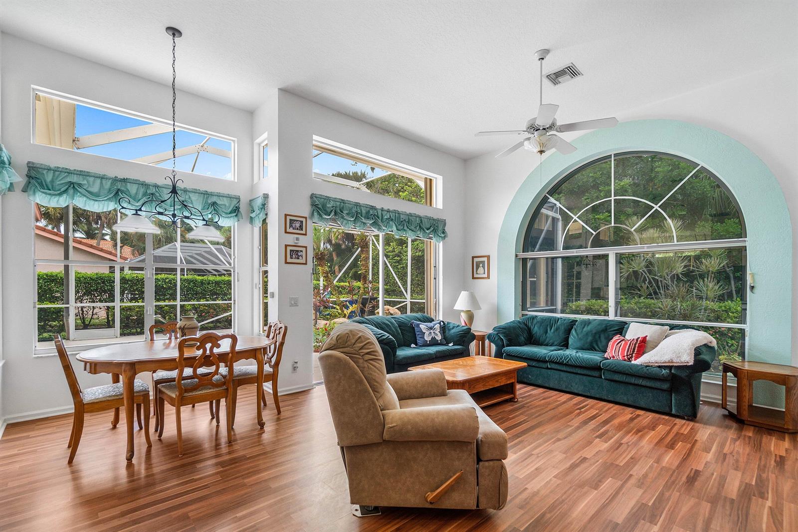 9043 Cypress Hollow Drive