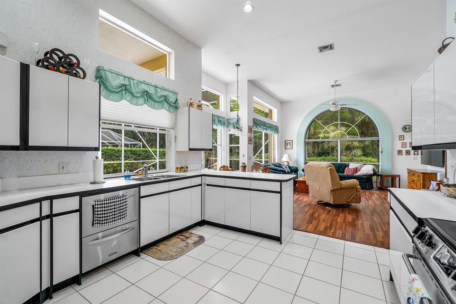 9043 Cypress Hollow Drive