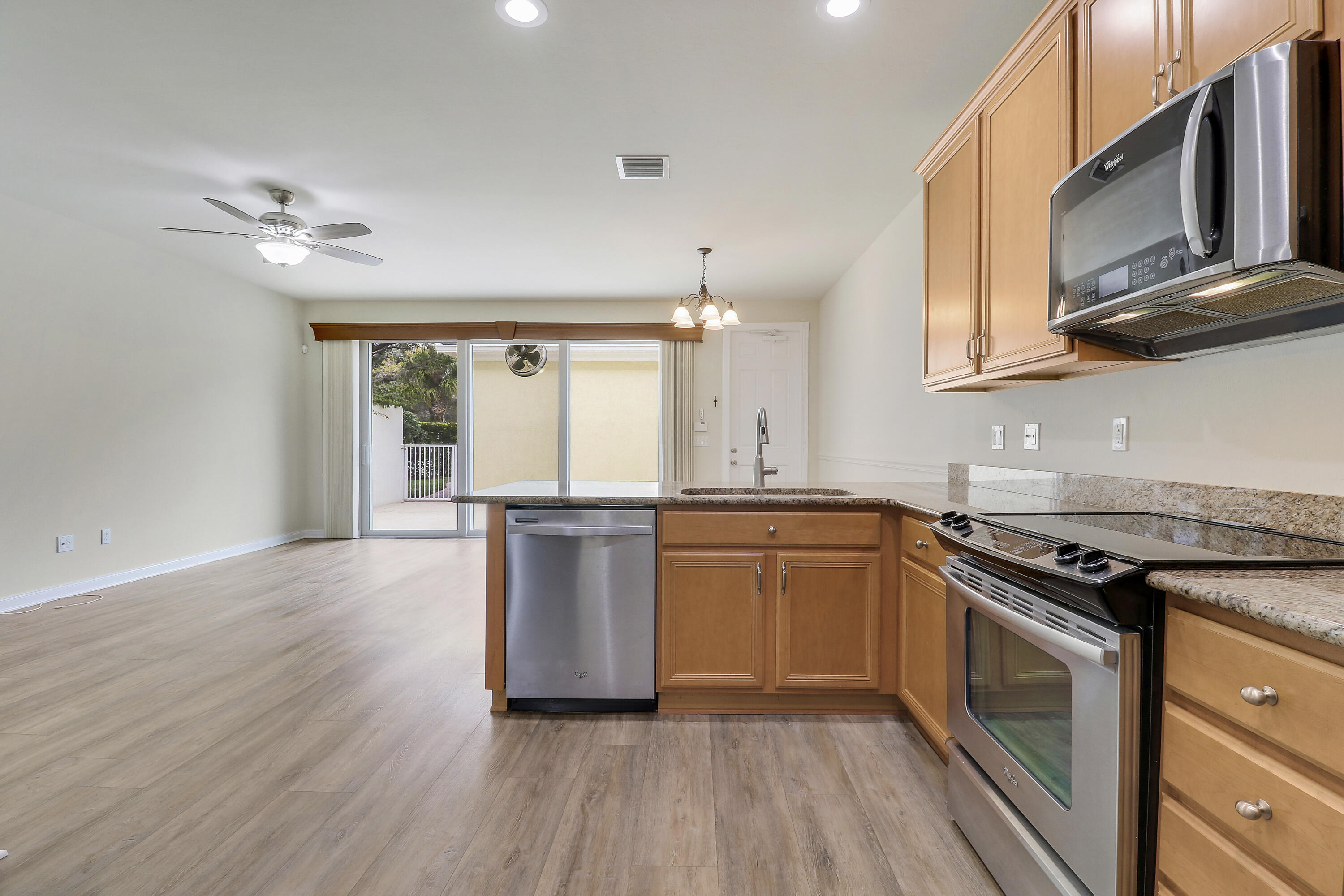 1043 Key Largo Street