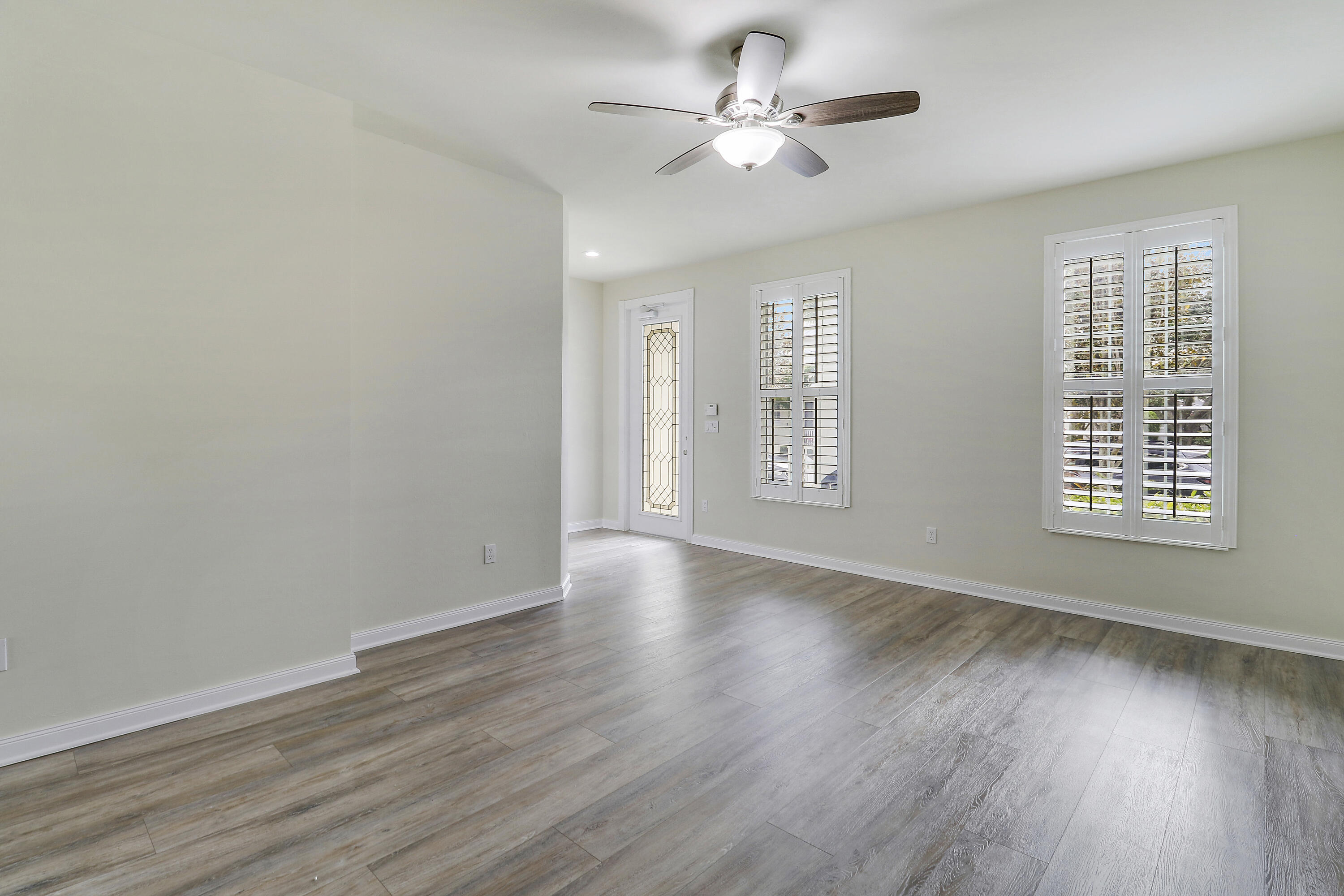 1043 Key Largo Street