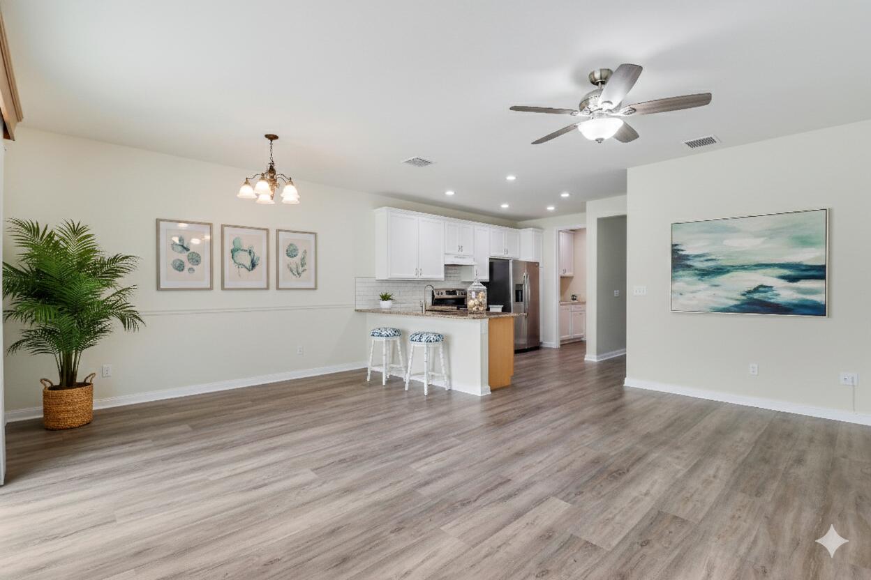 1043 Key Largo Street