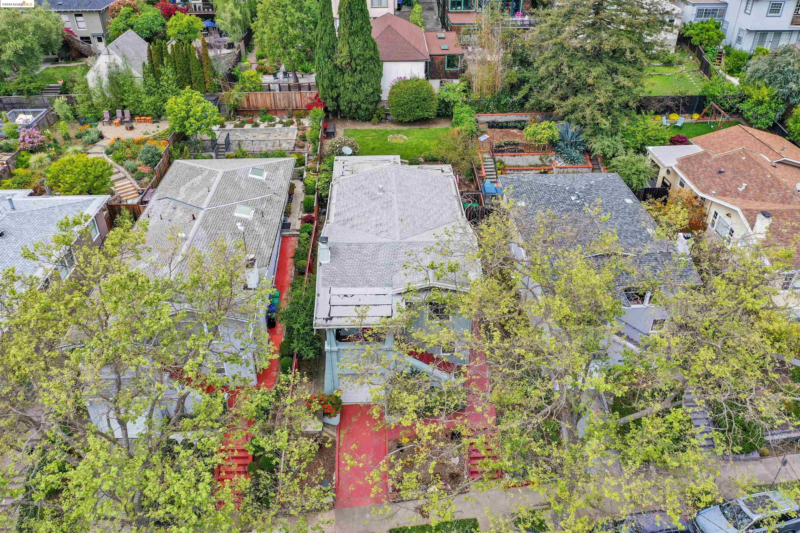 127 Lake Ave