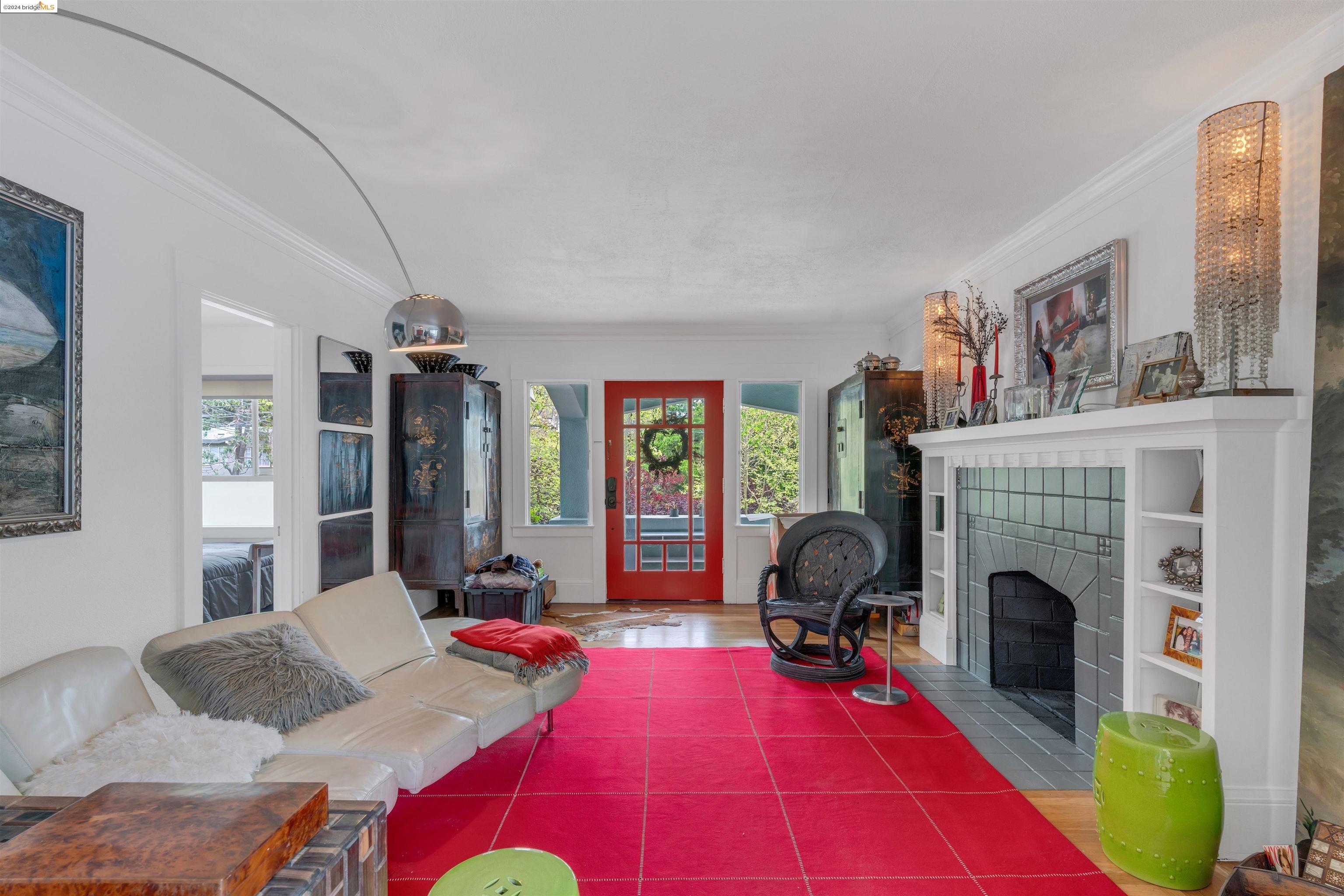127 Lake Ave