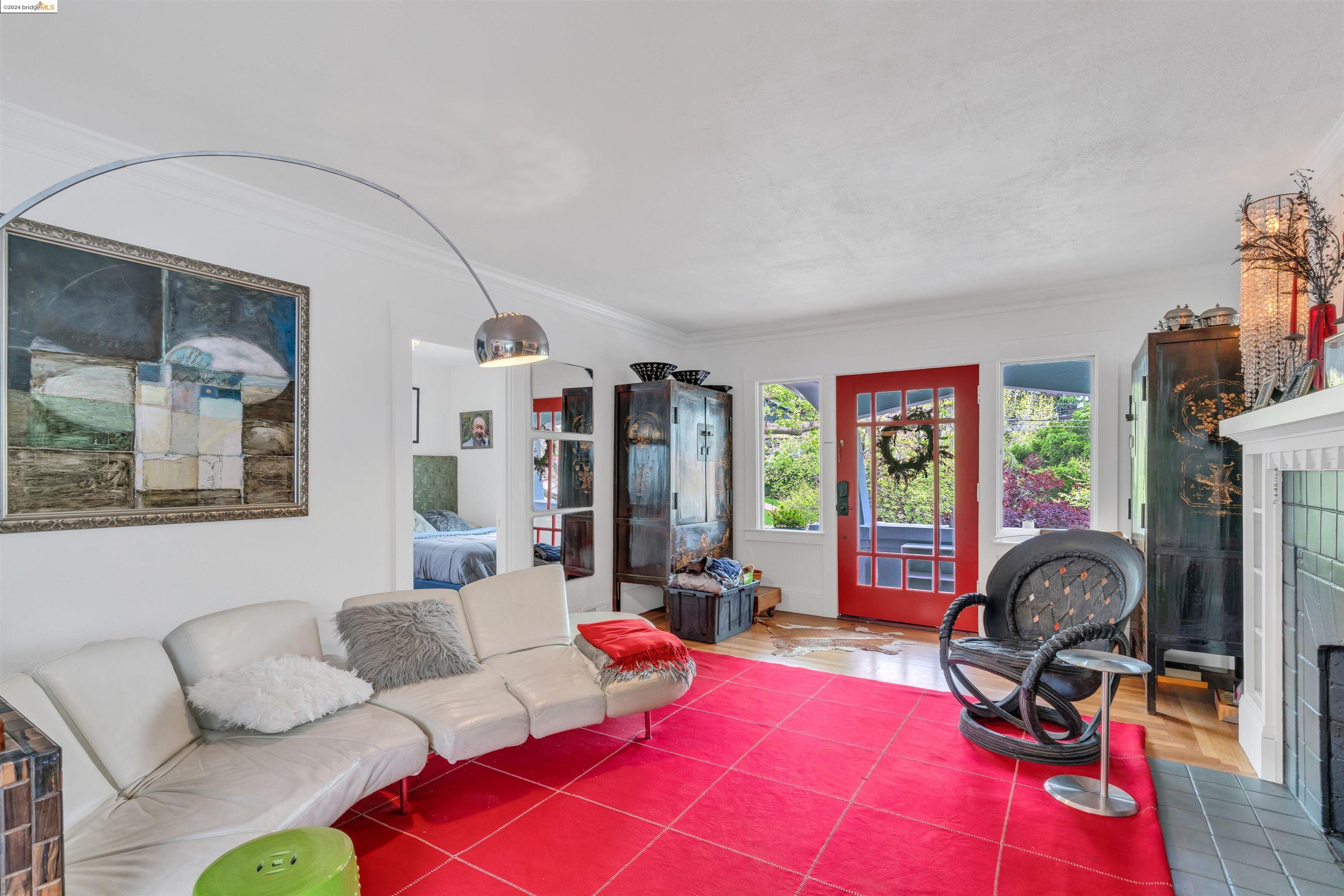 127 Lake Ave