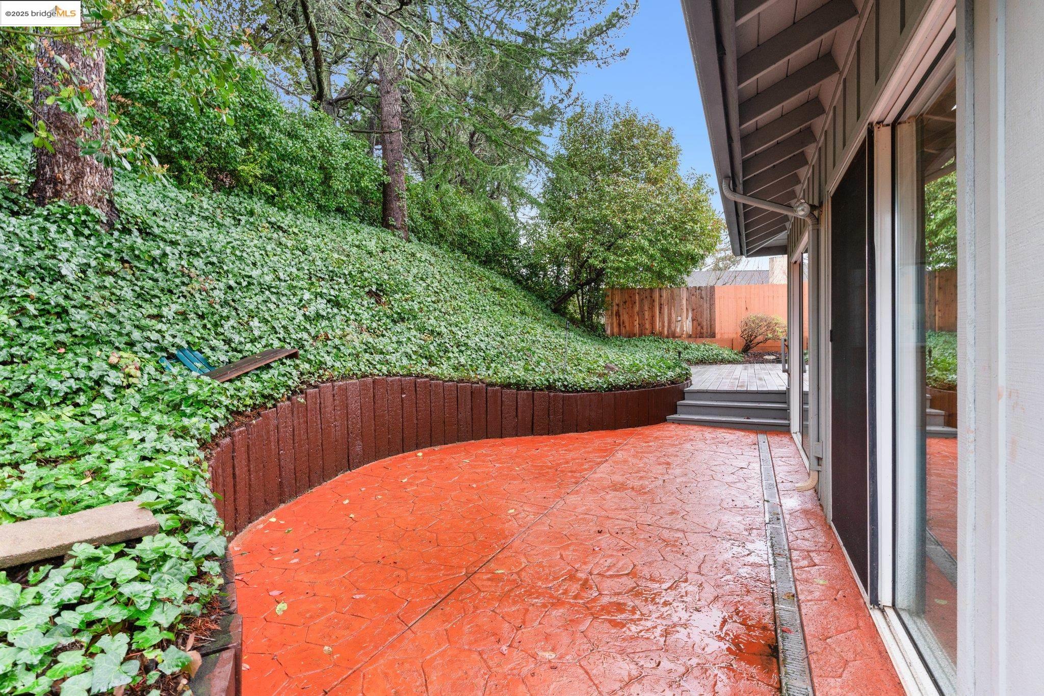 5060 Parkridge Dr