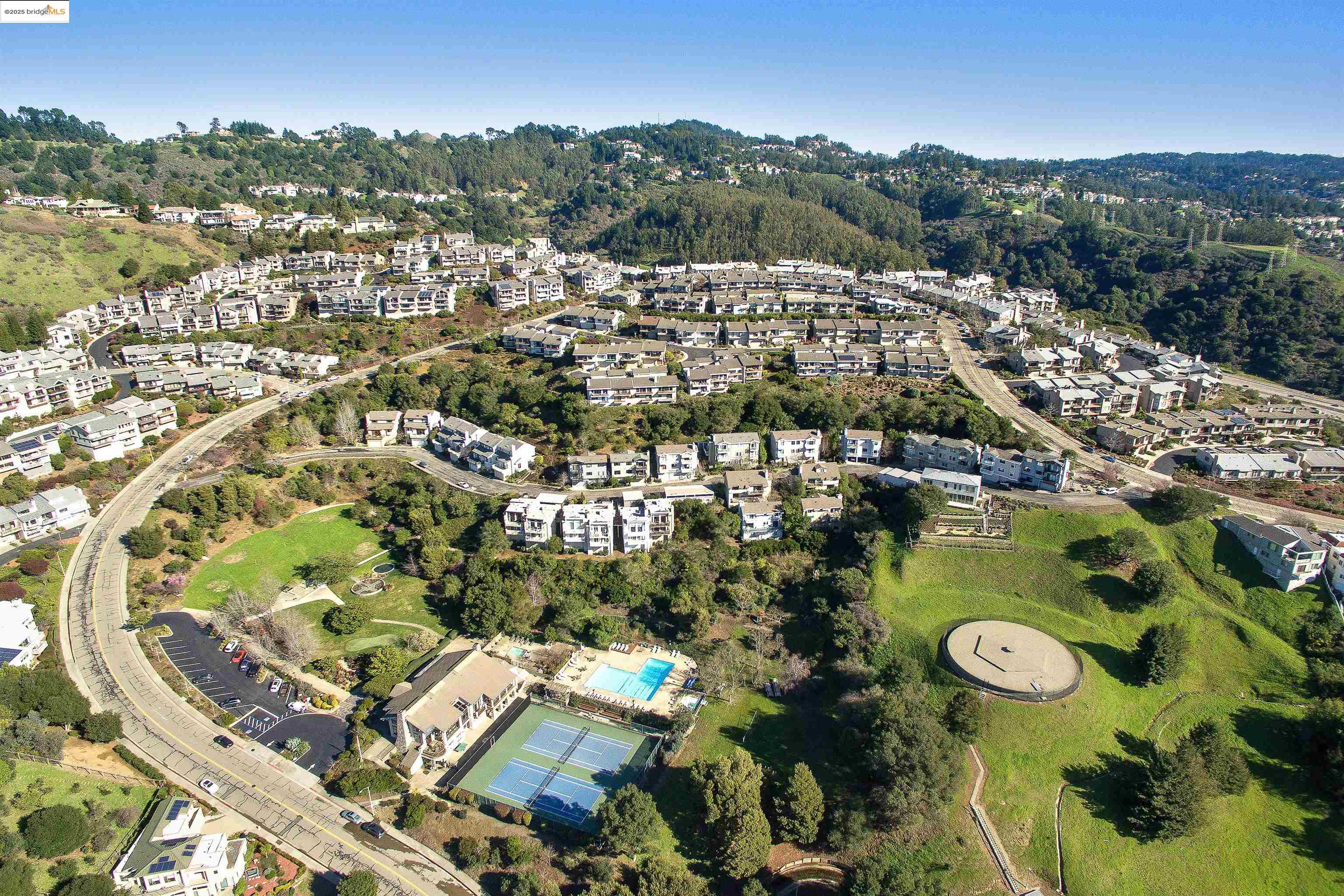 1881 Grand View Drive