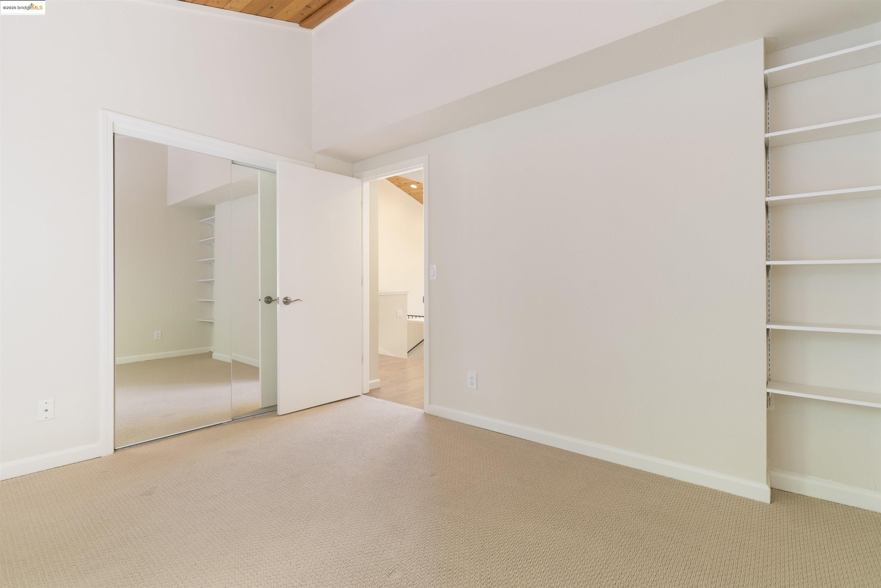 1881 Grand View Drive