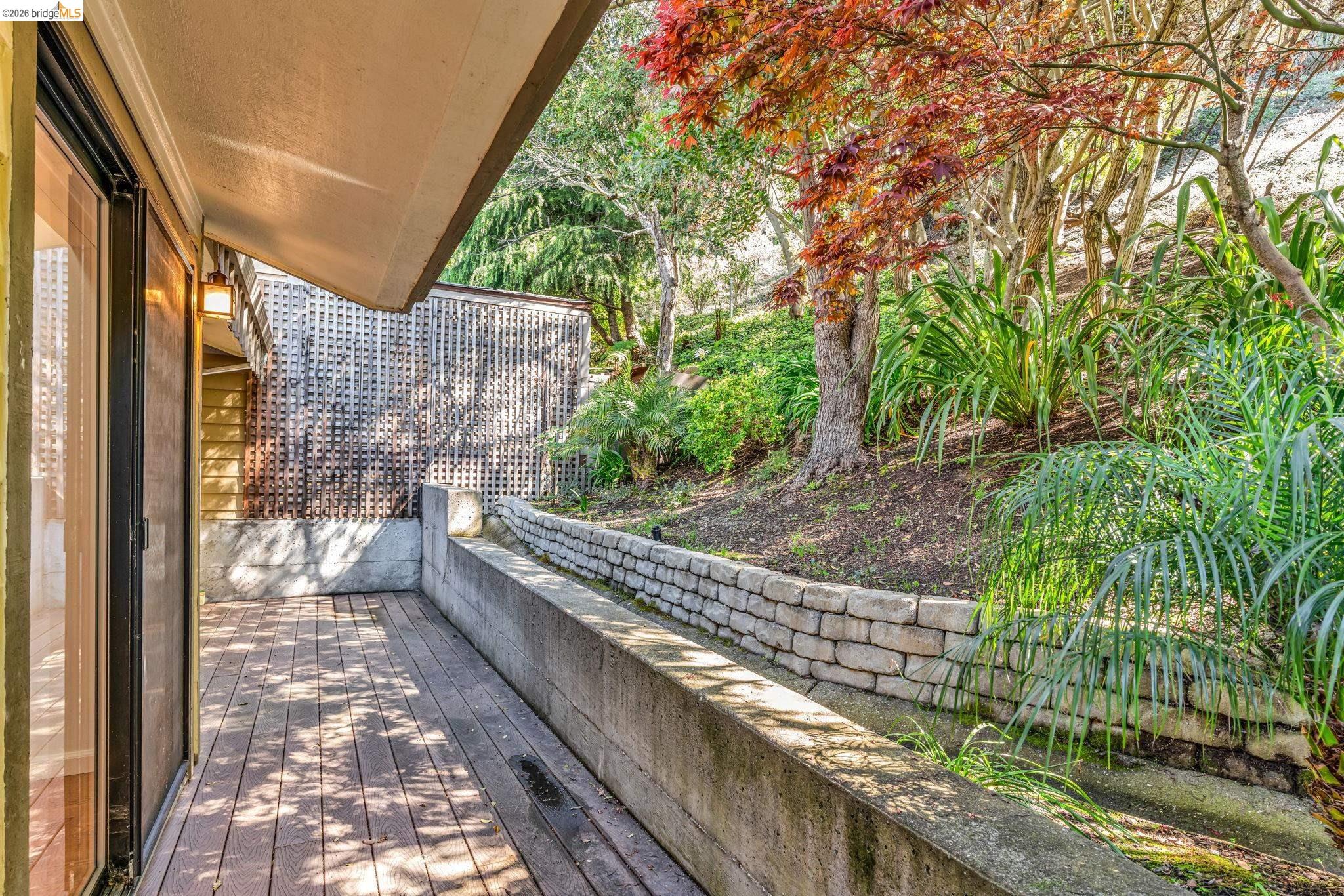 1881 Grand View Drive