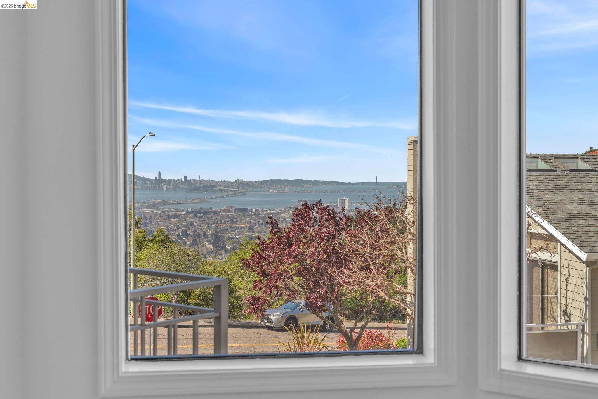 1881 Grand View Drive