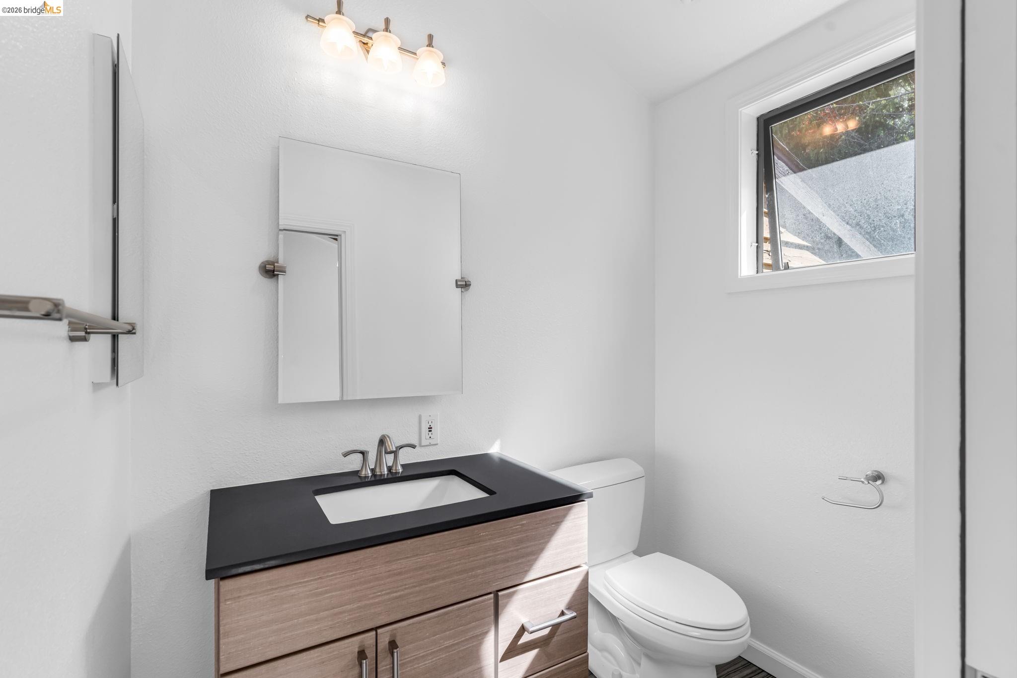 1881 Grand View Drive