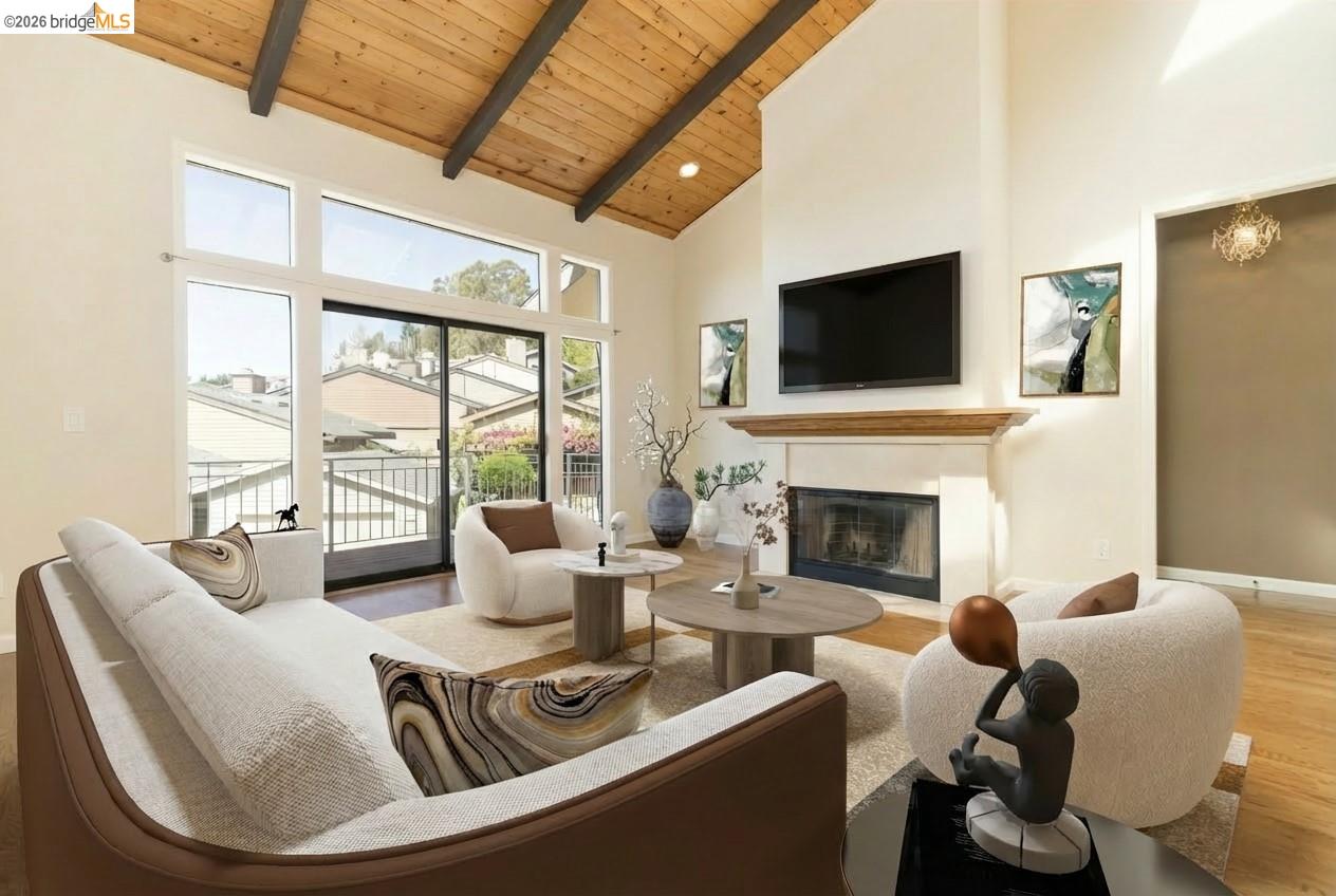 1881 Grand View Drive