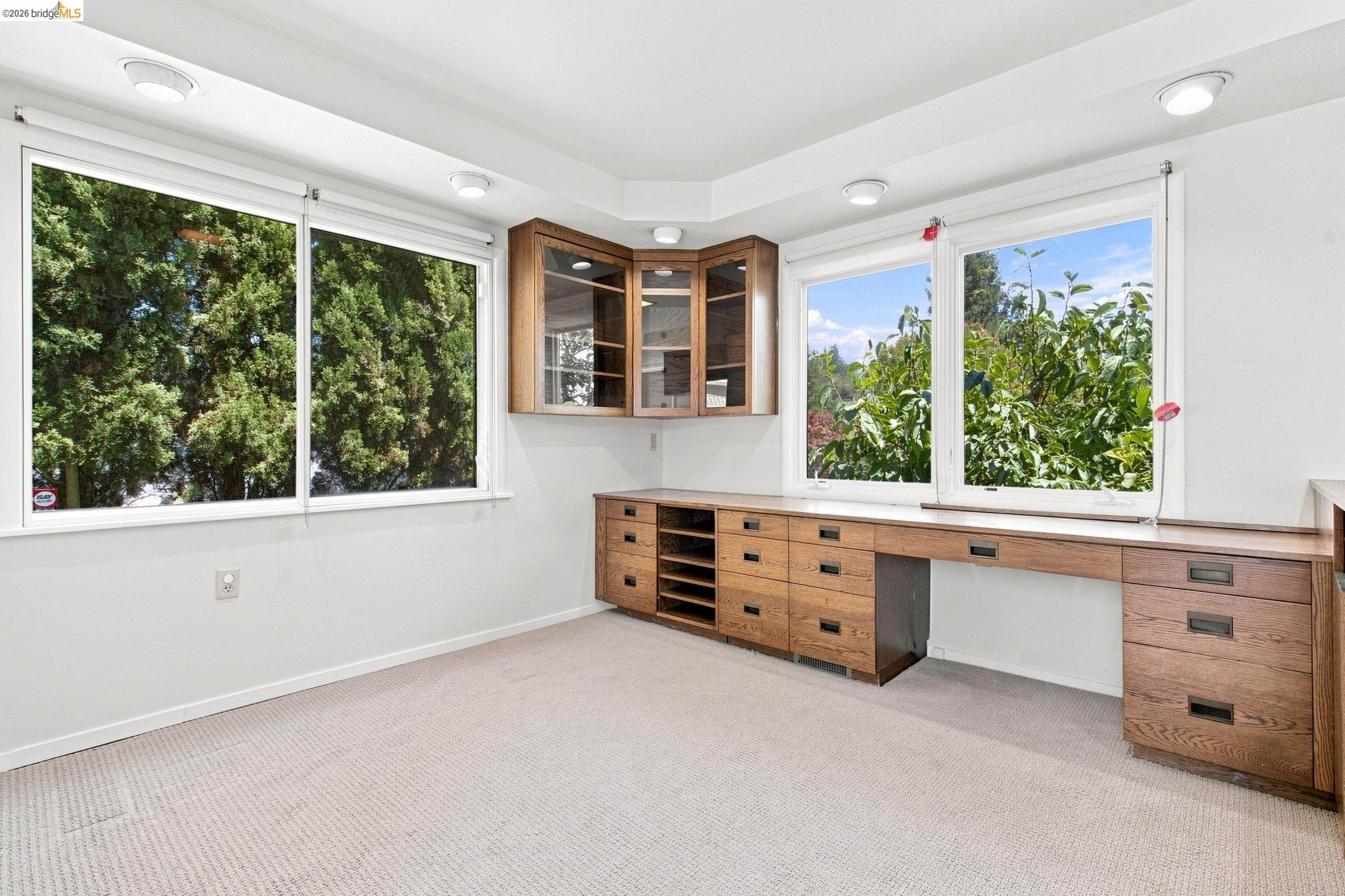 26 Dudley Ct