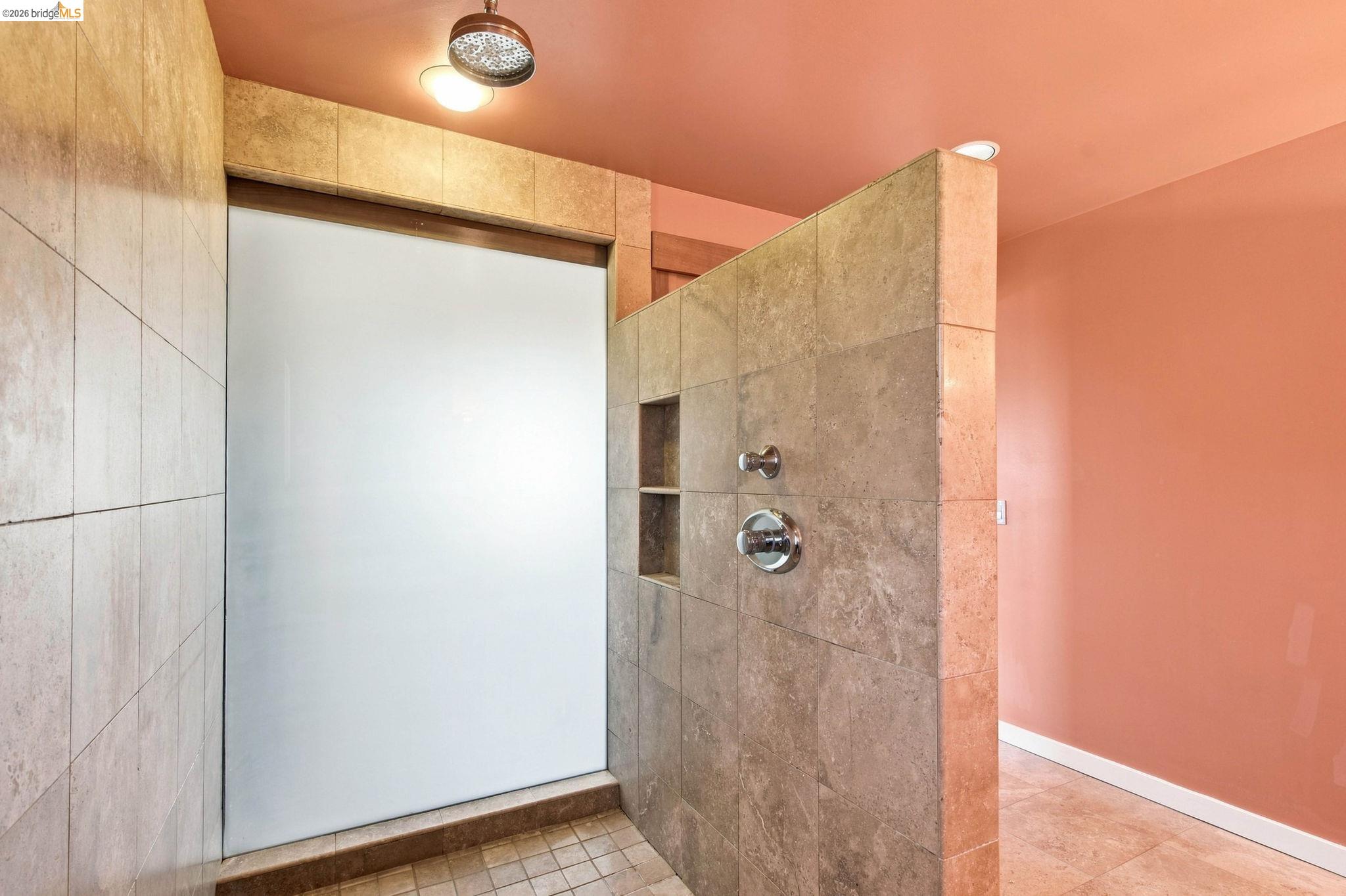 26 Dudley Ct
