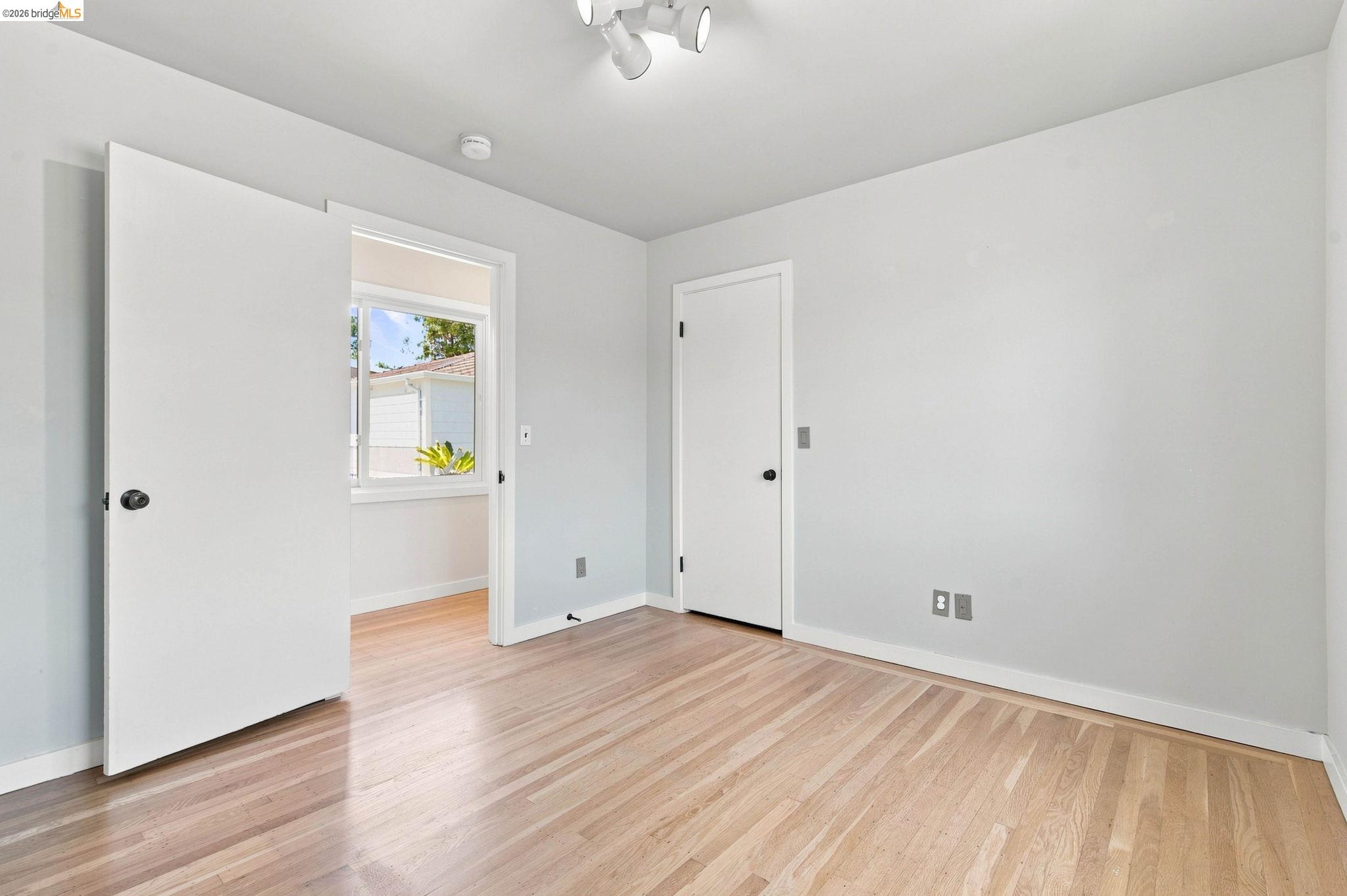 26 Dudley Ct