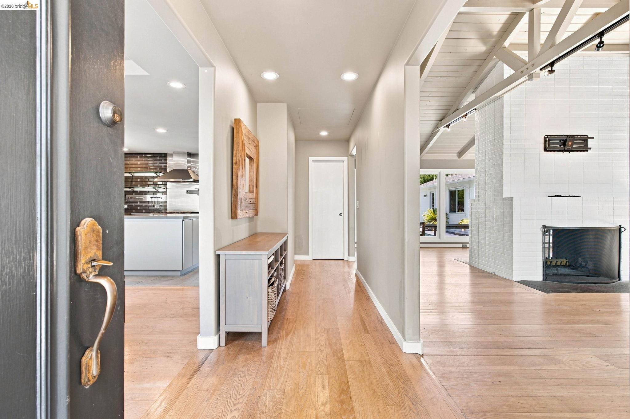 26 Dudley Ct