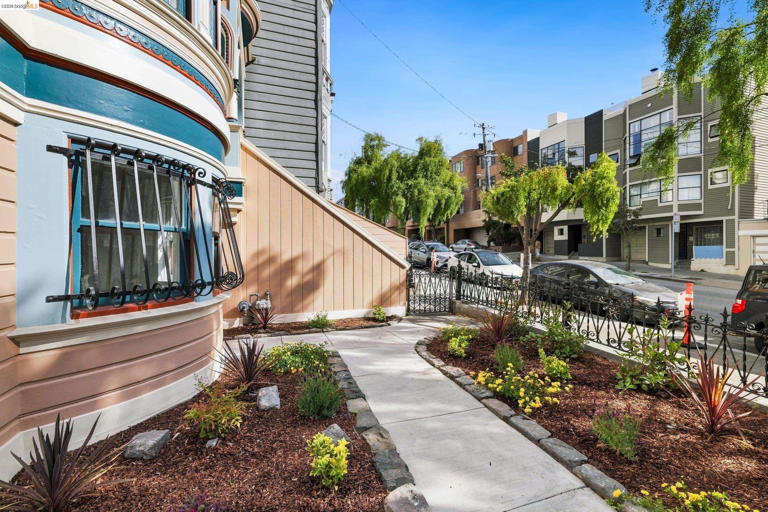 415 Fillmore St