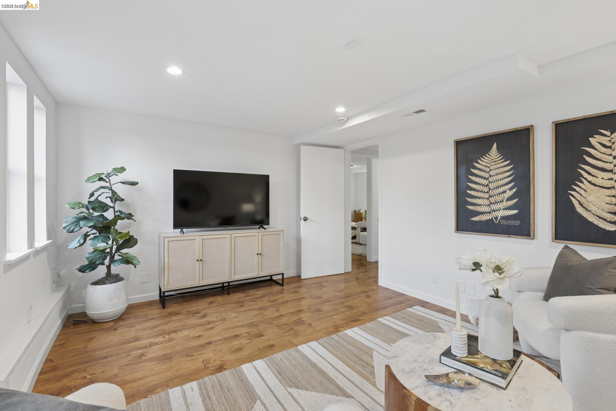 2138 Pacific Ave