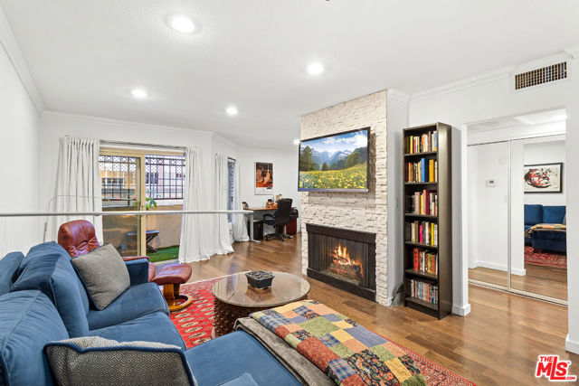 141 S Clark Drive # 226