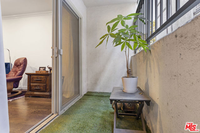 141 S Clark Drive # 226