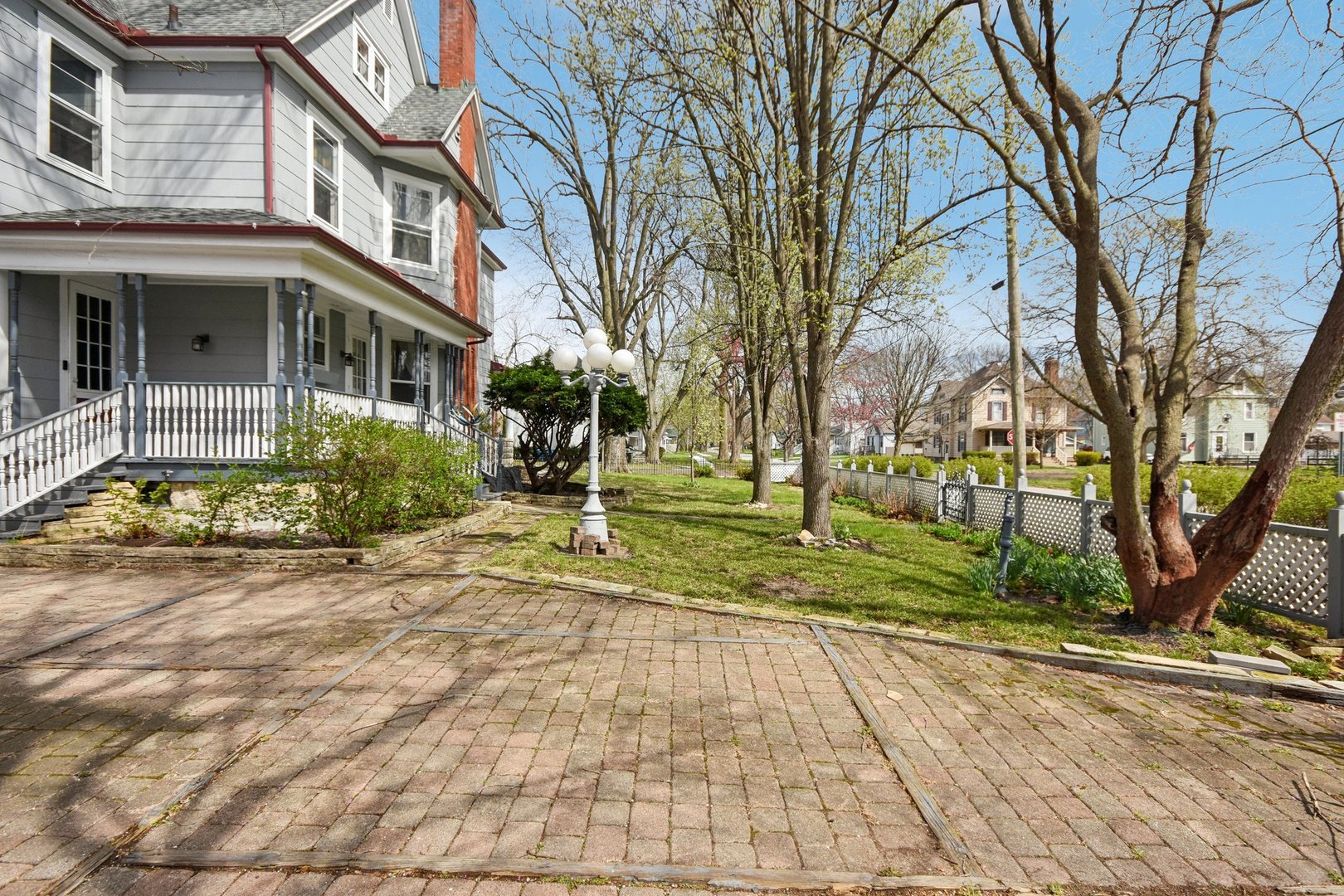 1003 N Chicago Street