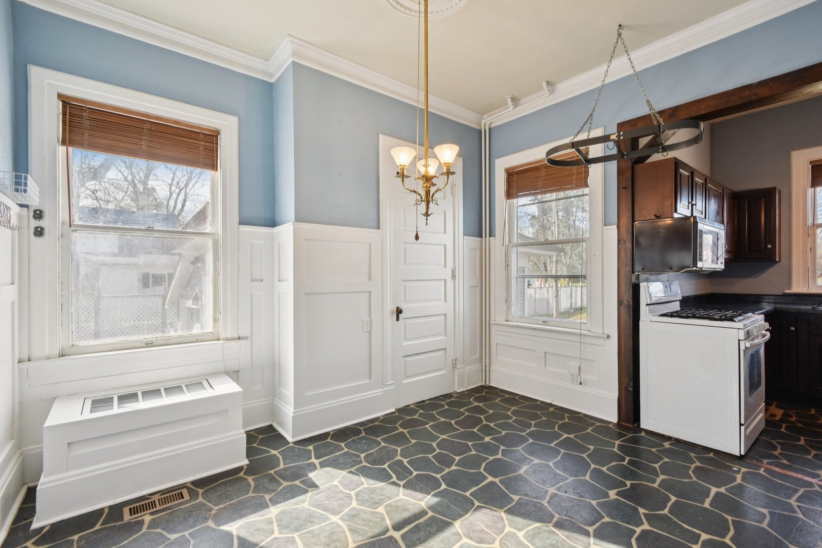 1003 N Chicago Street