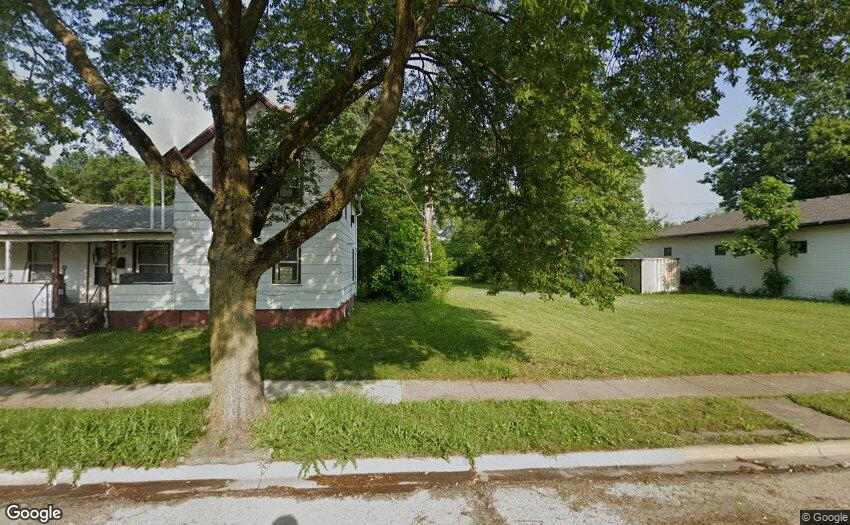 455 N Indiana Avenue