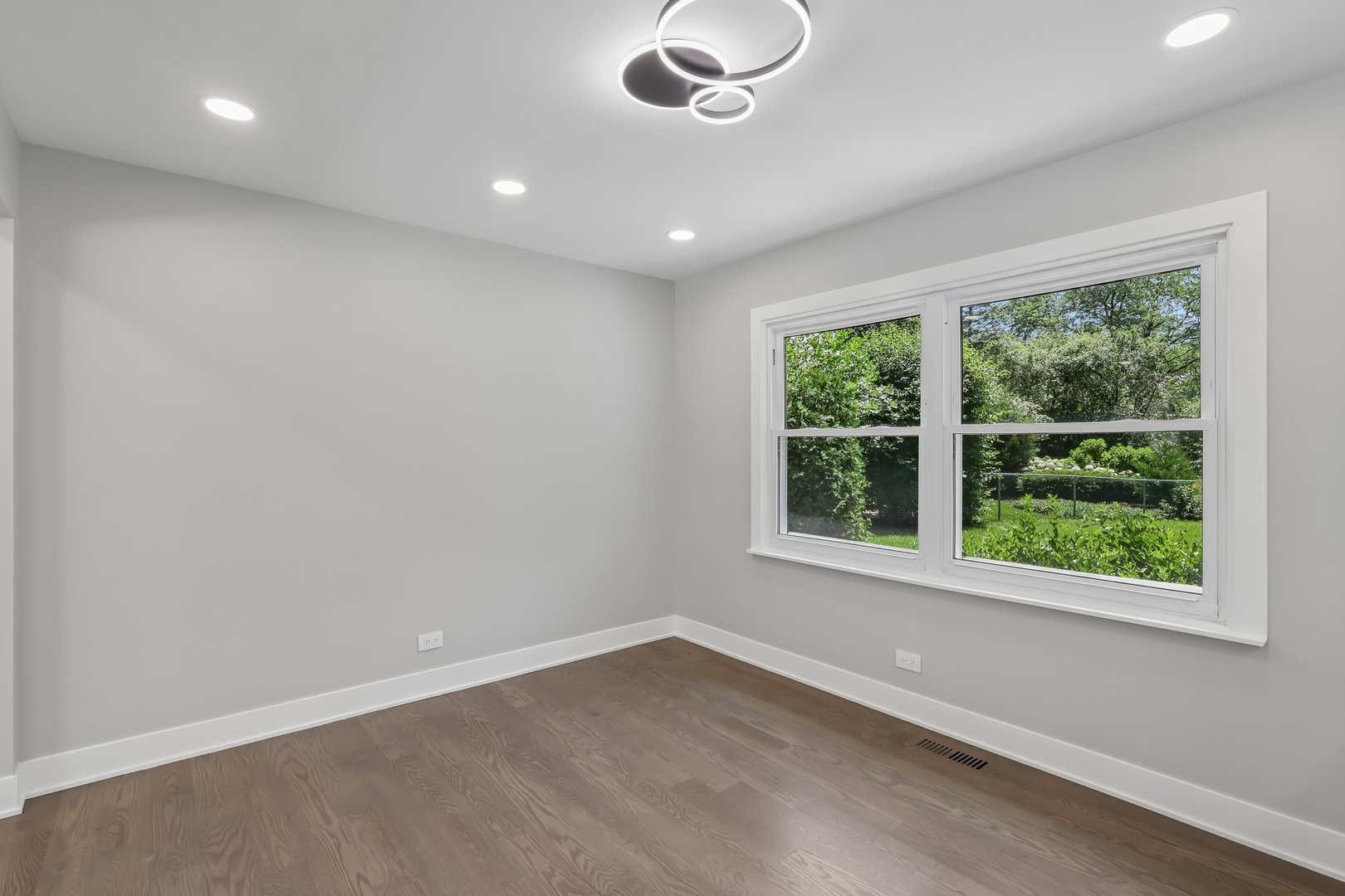1208 Elizabeth Avenue