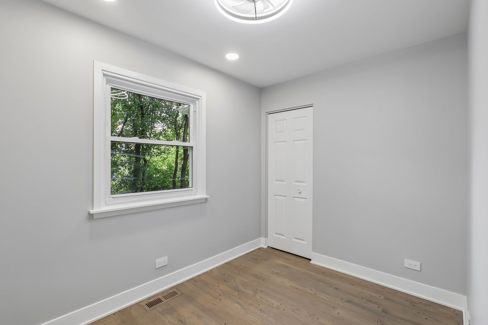 1208 Elizabeth Avenue