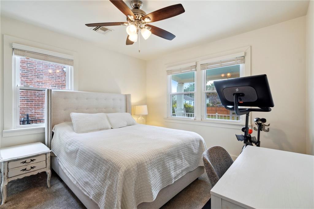 6735 GENERAL DIAZ Street