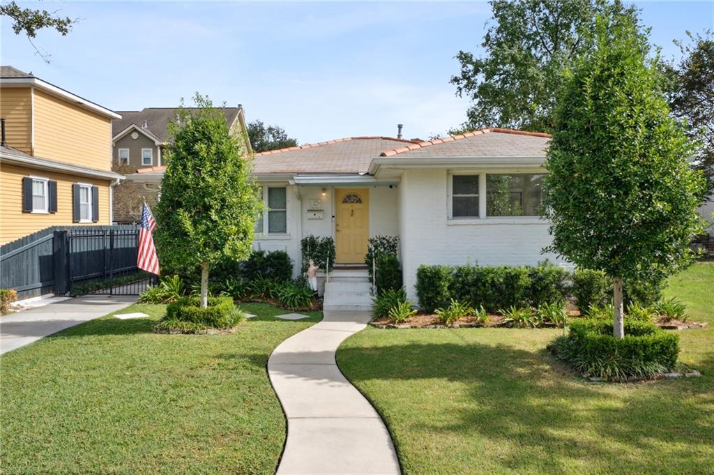 139 MIDDLE PARK Place