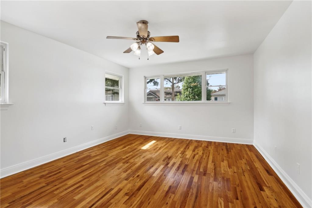 139 MIDDLE PARK Place