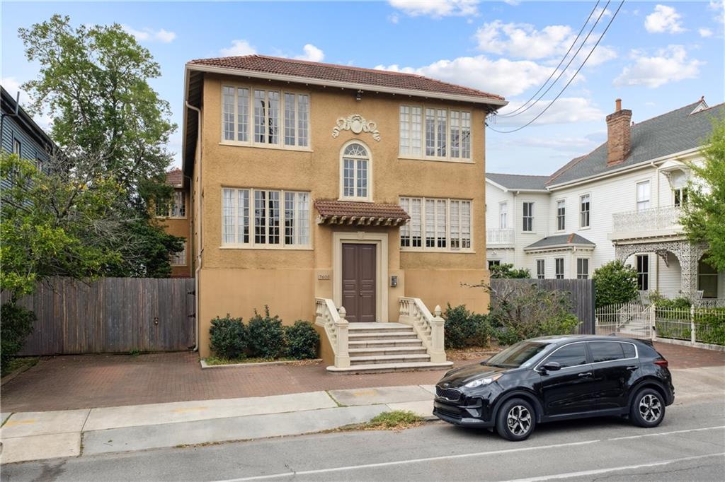 7608 ST CHARLES Avenue F