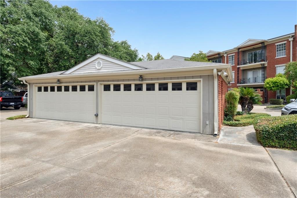 801 RUE BURGUNDY Street 113