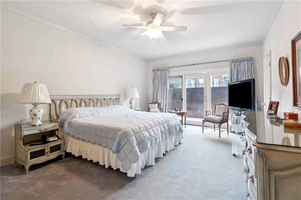 801 RUE BURGUNDY Street 113