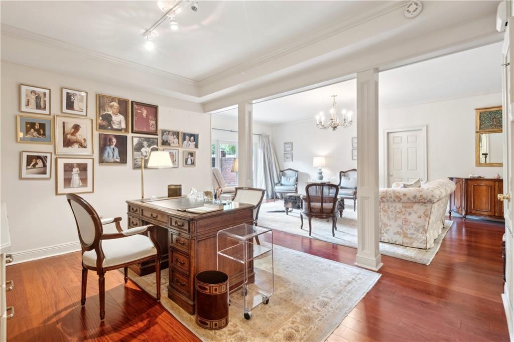 801 RUE BURGUNDY Street 113