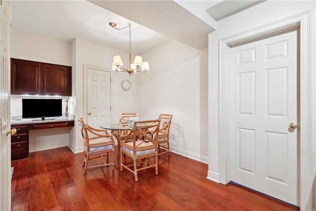 801 RUE BURGUNDY Street 113