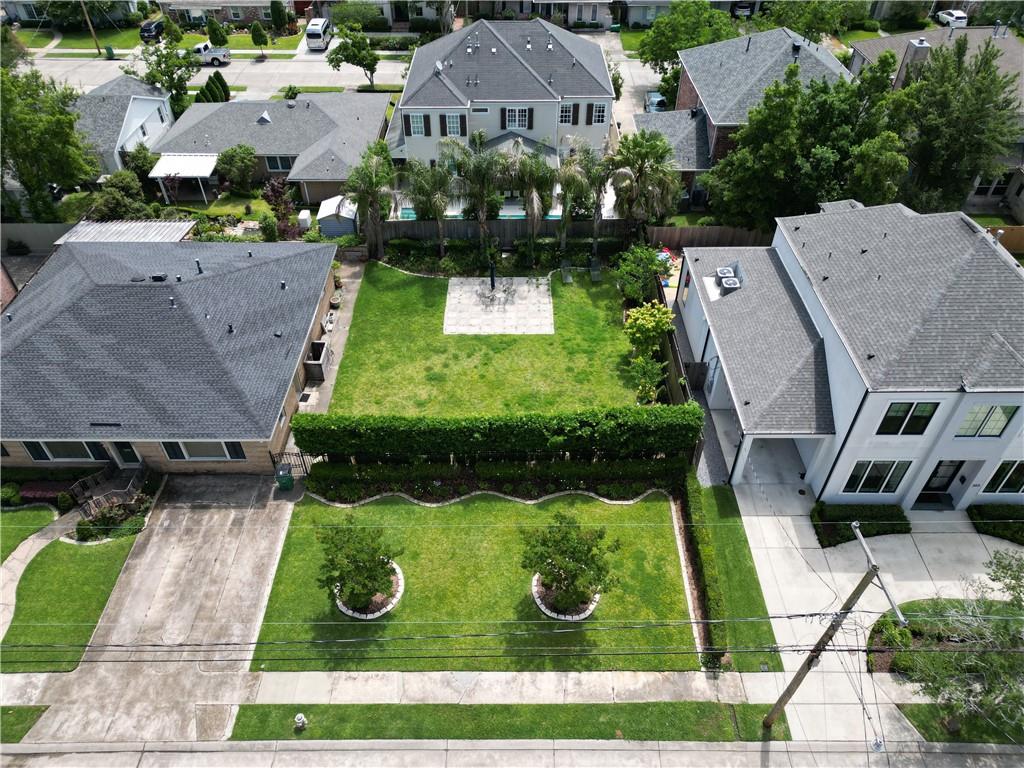 305-07 W WILLIAM DAVID Parkway