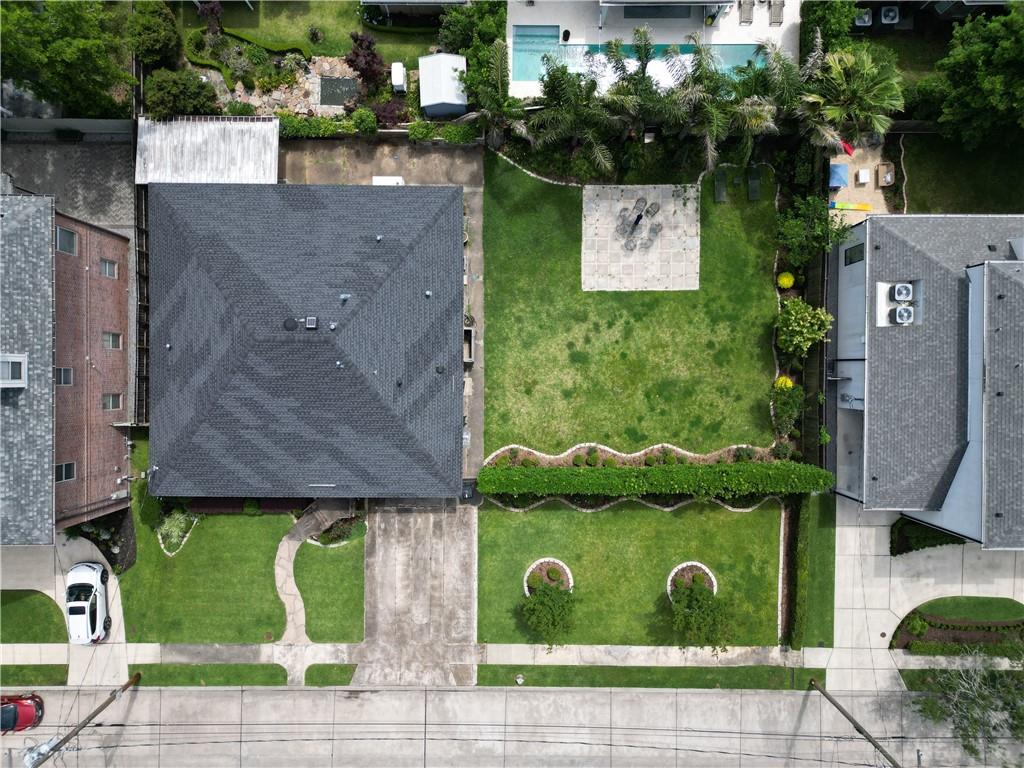 305-07 W WILLIAM DAVID Parkway