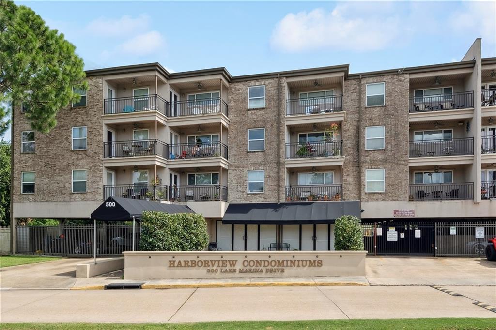 500 LAKE MARINA Avenue 411