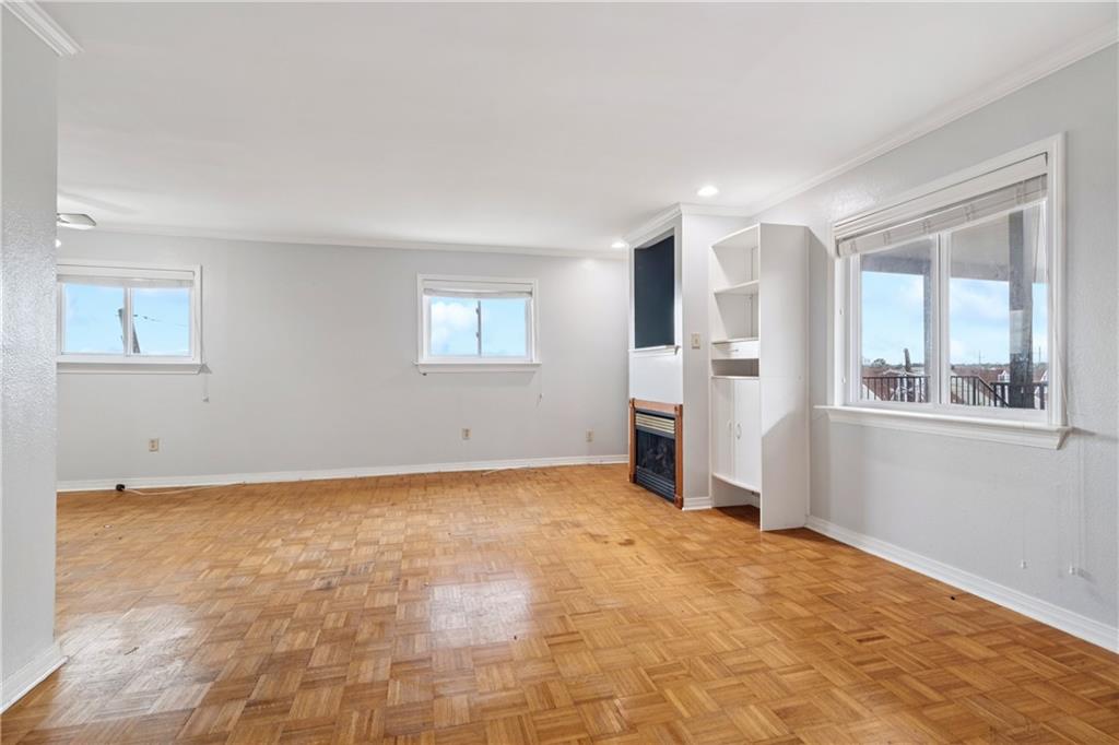 500 LAKE MARINA Avenue 411