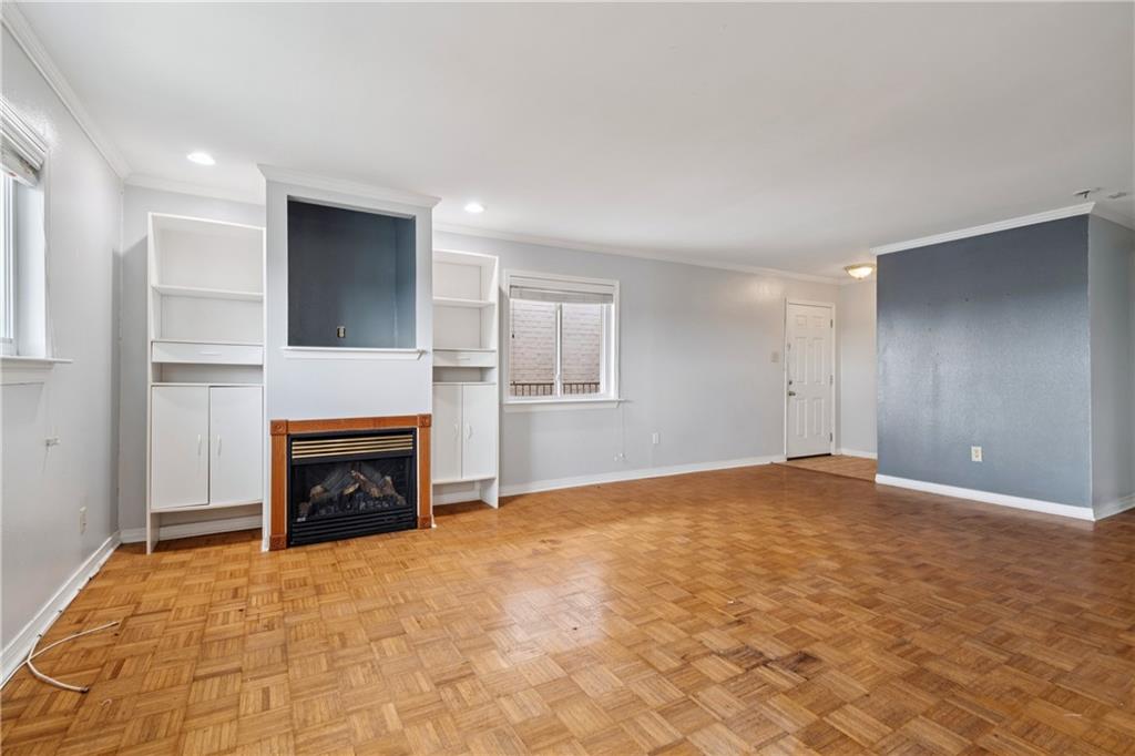 500 LAKE MARINA Avenue 411