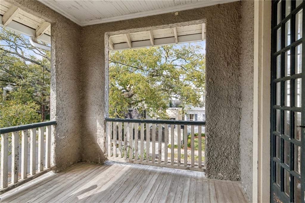 6040 42 PRYTANIA Street