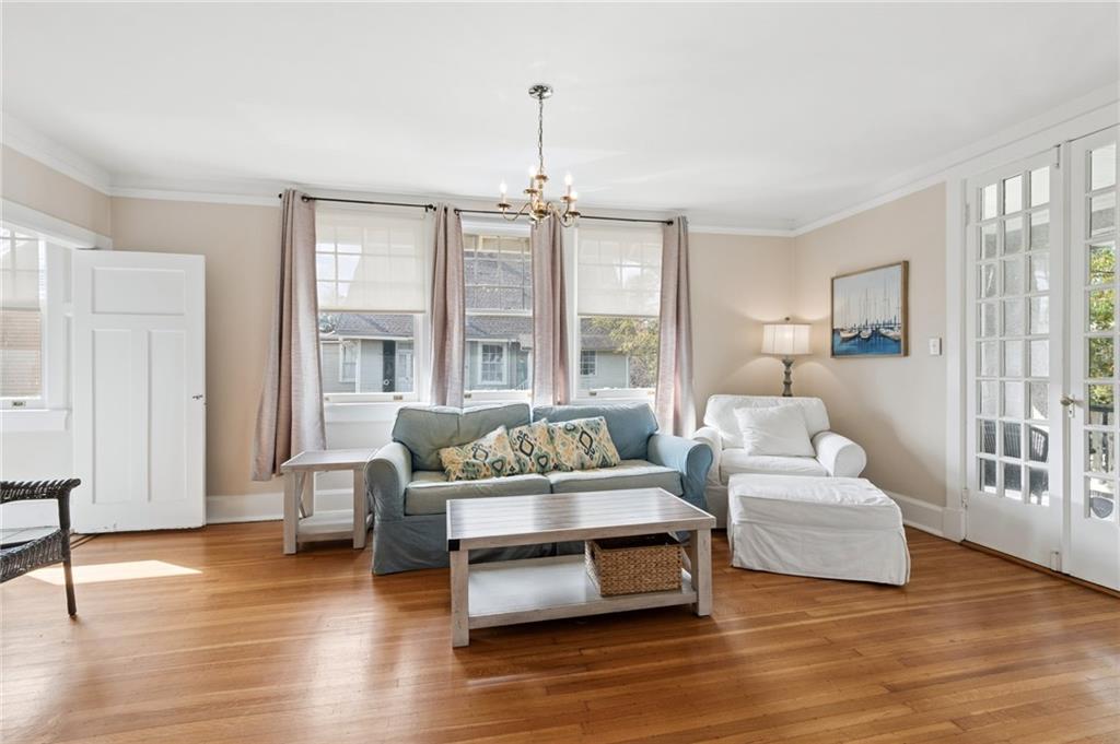 6040 PRYTANIA Street