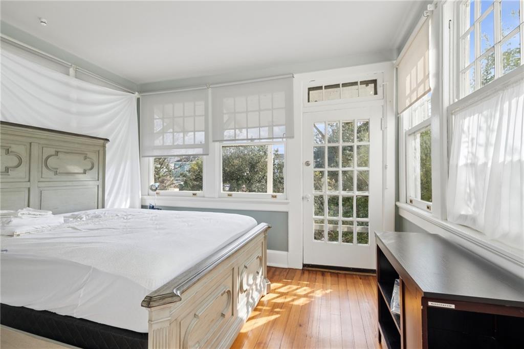 6040 PRYTANIA Street